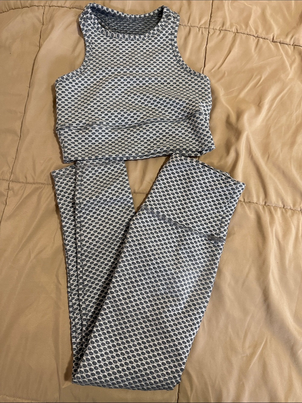 High-Rise Textured Leggings and Crop Tank Set - Gray/White